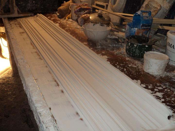 Run cornice lengths on the bench